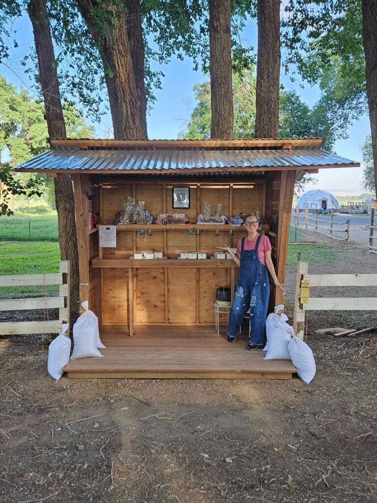 picture of Mesa View Homestead farmstand on opening day
